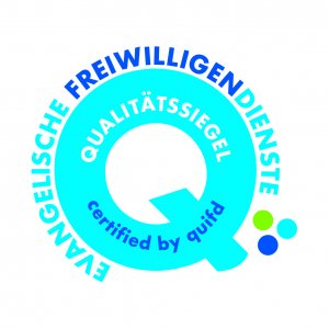 Grafik Qualitätssiegel: Evangelische Freiwilligendienste. Qualitätssiegel. Certified by quifd